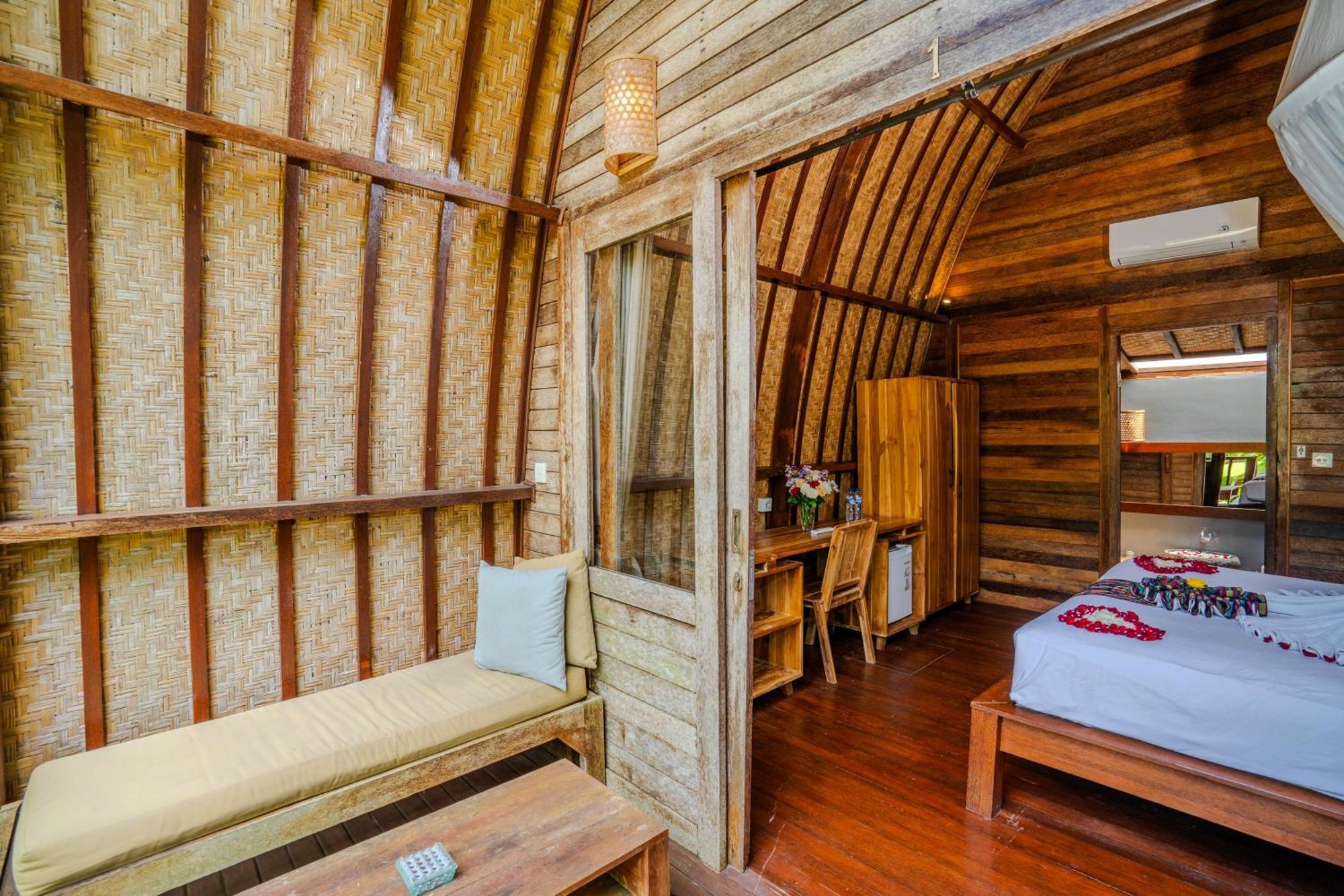 Lumbung Bukit Resort Uluwatu Buitenkant foto
